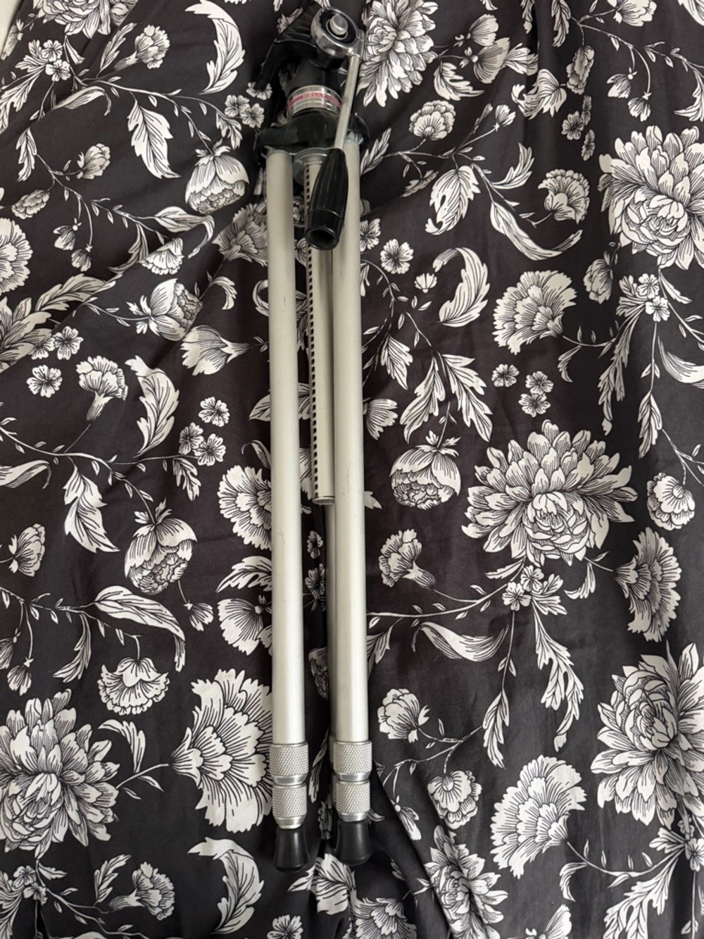 Vintage Hollywood Headliner Tripod